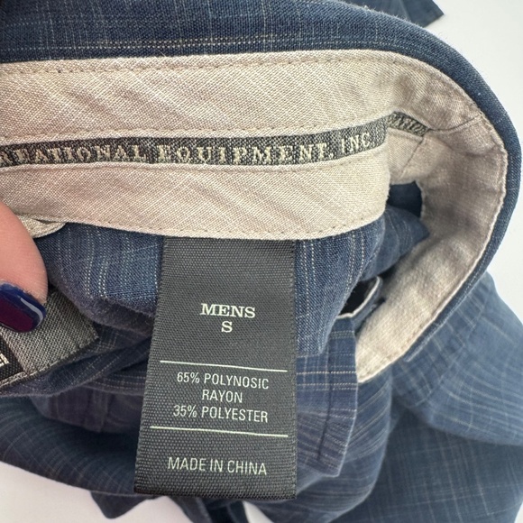 Rei Shirt Men Small Blue Button Up Short Sleeves Lightweight Rayon Blend Casual - Picture 6 of 10